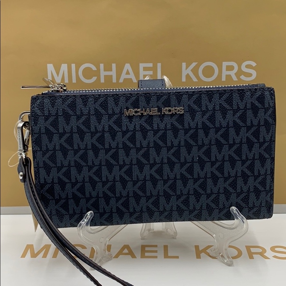 MICHAEL KORS JET SET TRAVEL LG DOUBLE ZIP WRISTLET PHONE HOLDER CASE WALLET NWT - Picture 4 of 16